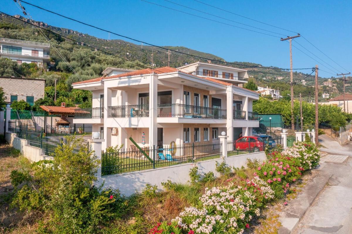 Paralia Platanou Seaview House المظهر الخارجي الصورة